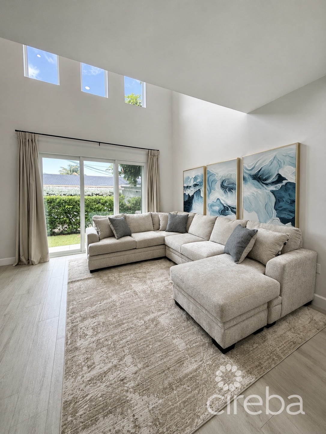 Spacious & Modern 3 Br Townhome - Excellent Location! - Image 1