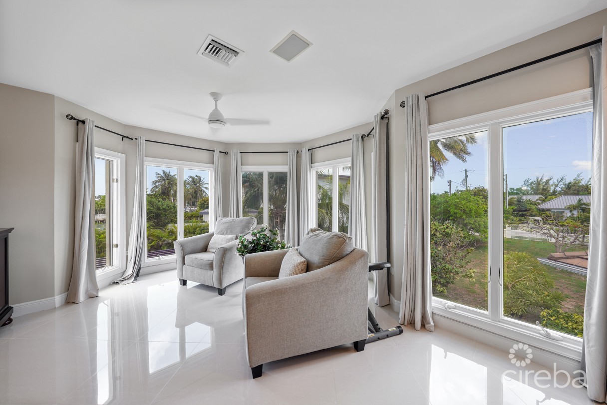 Governors Harbour Estate Home - Image 18