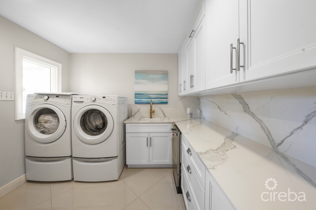 Governors Harbour Estate Home - Image 16