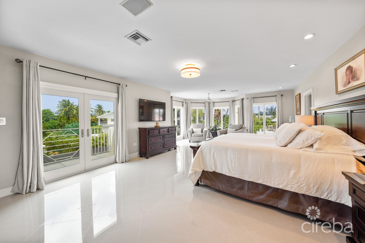 Governors Harbour Estate Home - Image 17