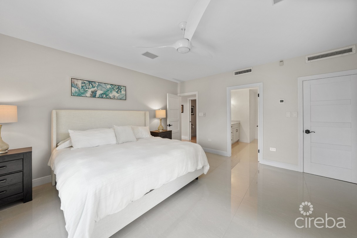 Governors Harbour Estate Home - Image 24