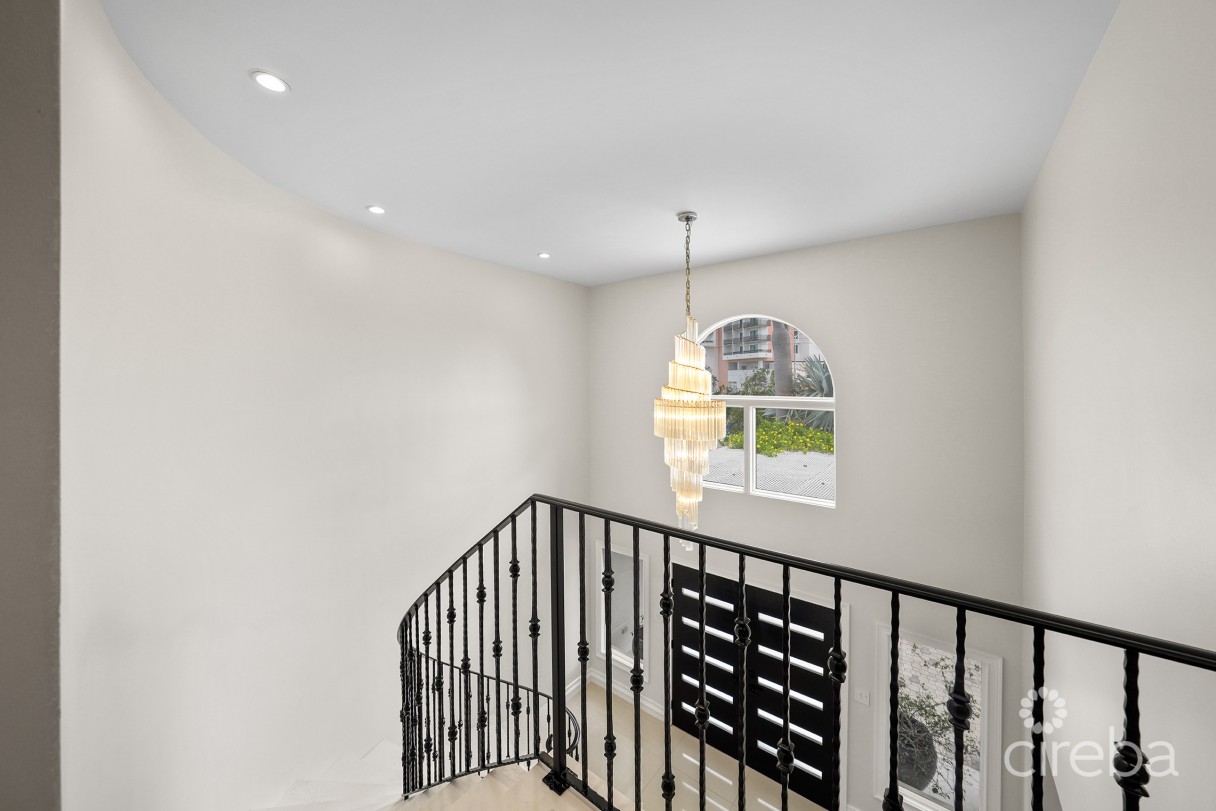 Governors Harbour Estate Home - Image 45