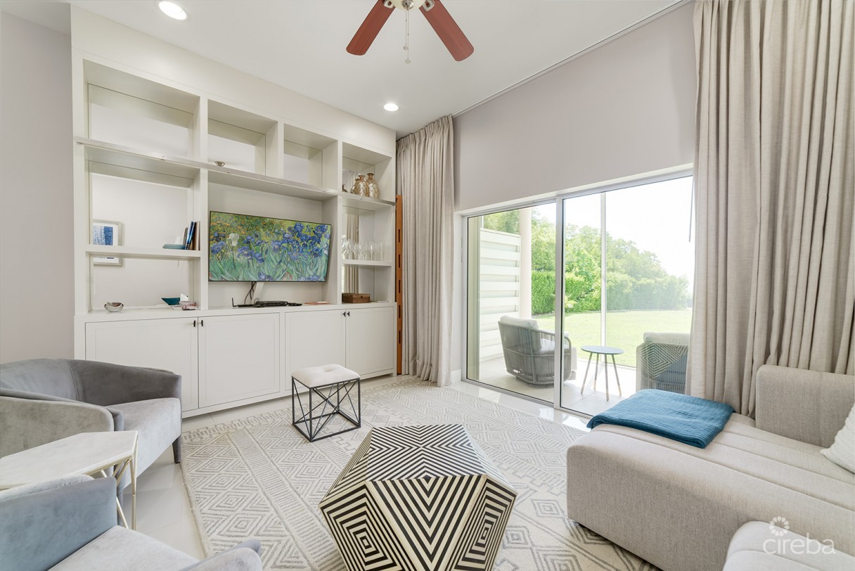 Snug Harbour Villas #2 - Oceanfront Townhome - Image 1