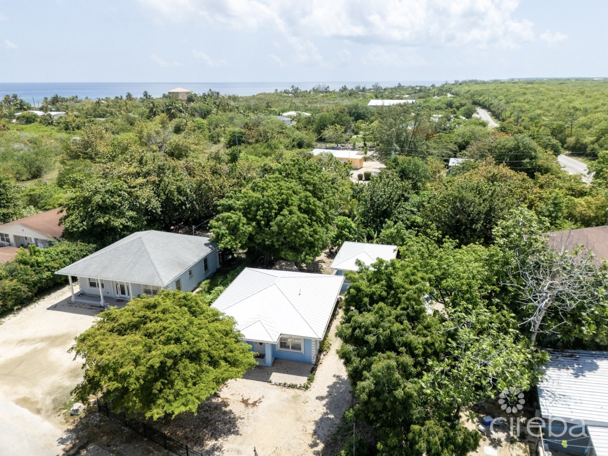 Cayman Brac Pioneer Lane House And Cottage - Image 10