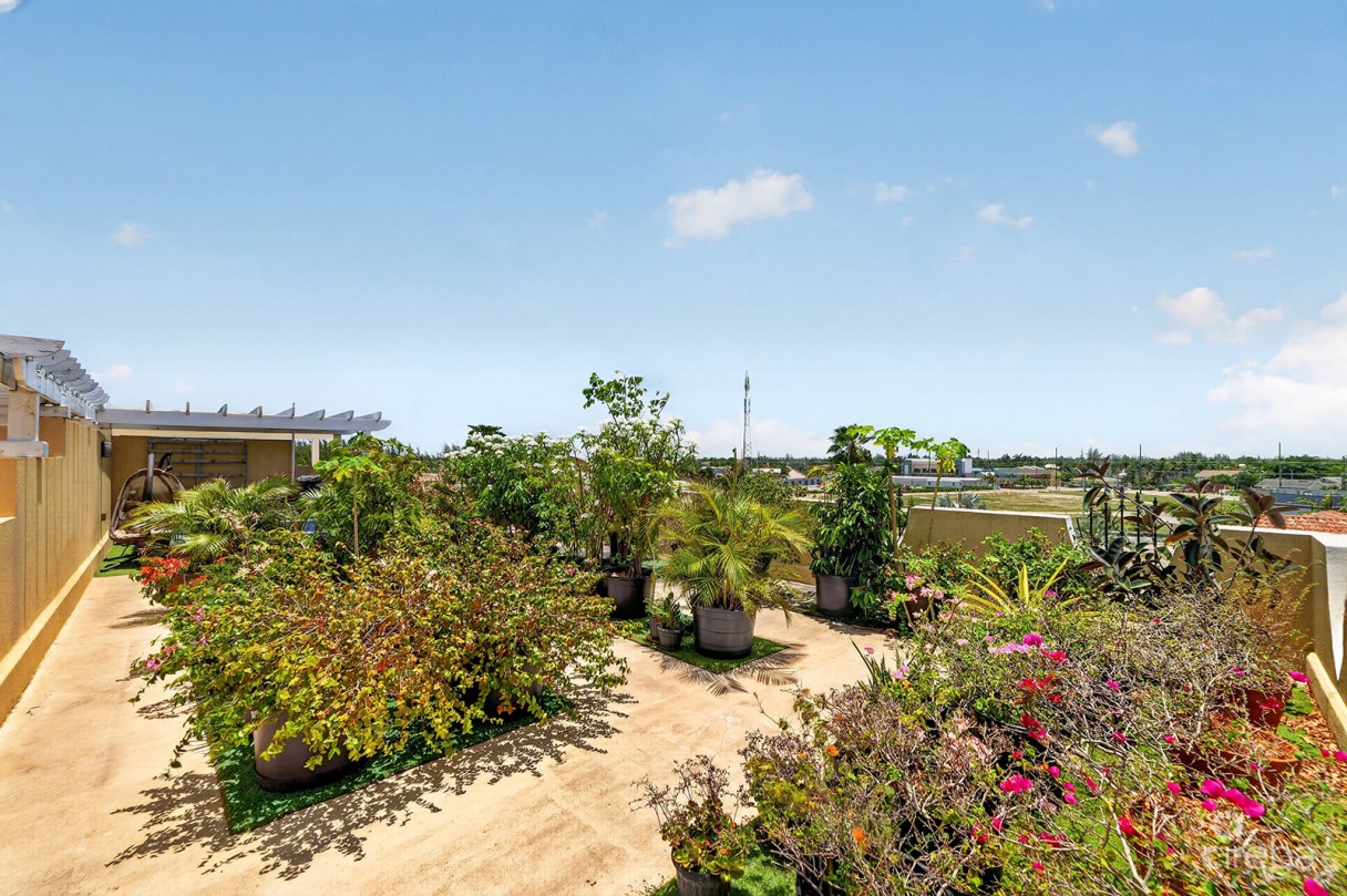 Lantern Point 3 Bedroom Condo W/ocean View Rooftop Terrace - Image 9