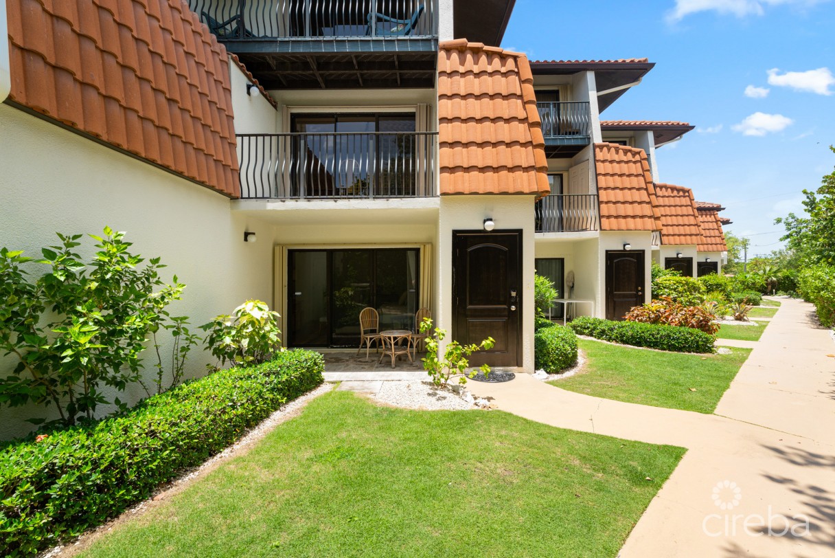 Villa Pappagallos 4, West Bay Renovated Condo - Image 11