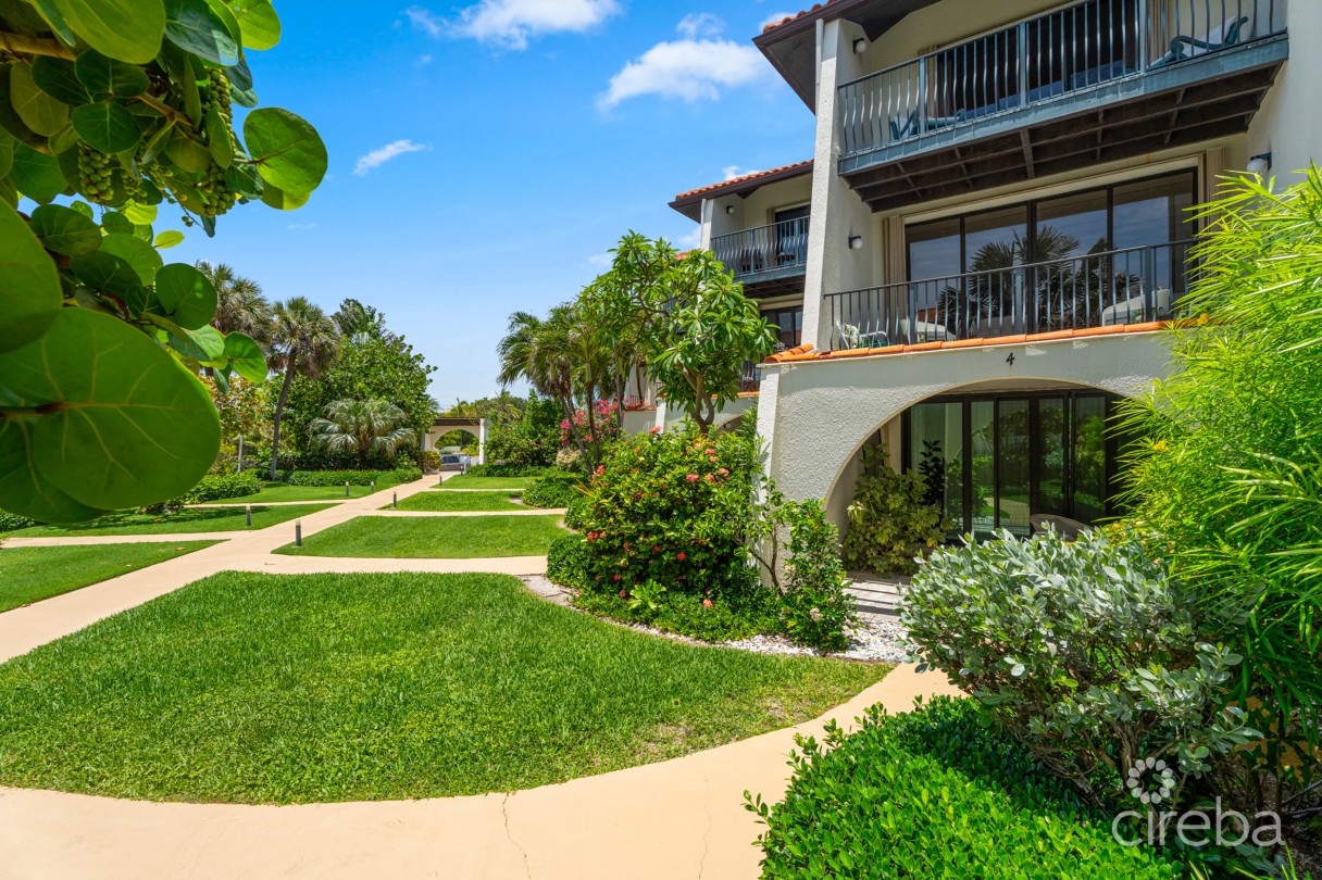 Villa Pappagallos 4, West Bay Renovated Condo - Image 16