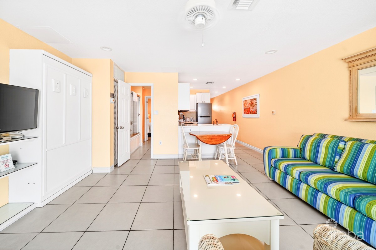Compass Point 205 - One Bedroom - Image 8