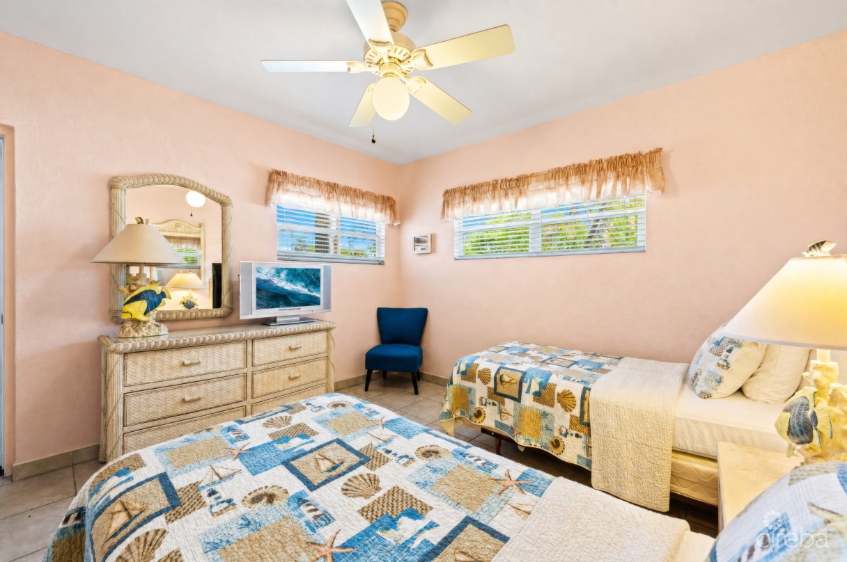 Plantation Village #9- Seven Mile Beach - Image 24