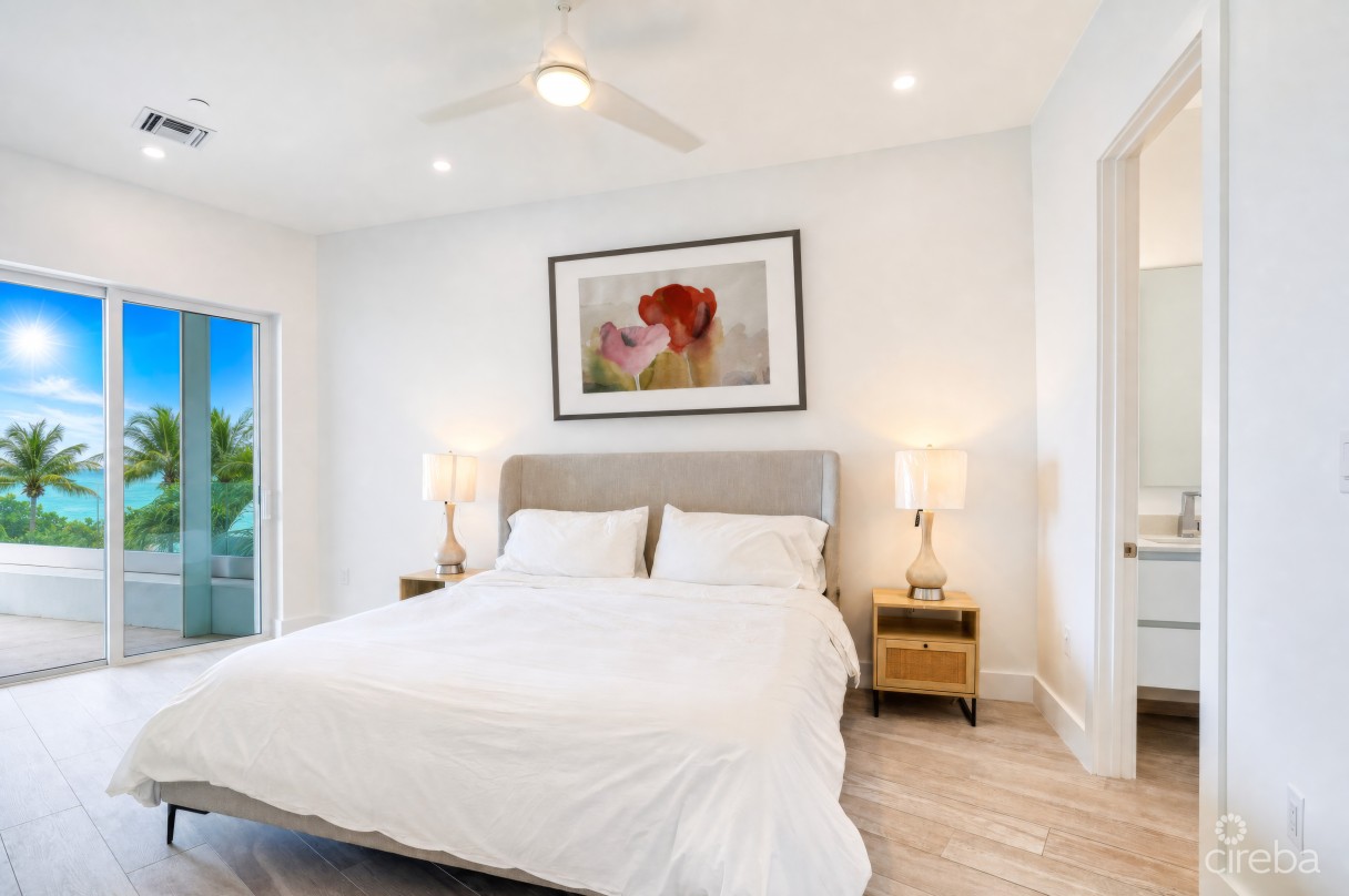Aura #305 Oceanfront - Image 24