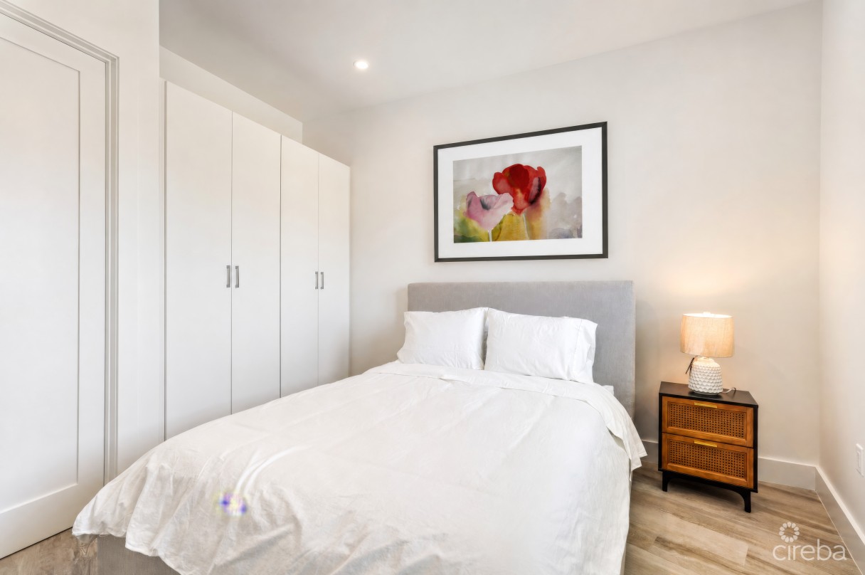 Aura #305 Oceanfront - Image 17
