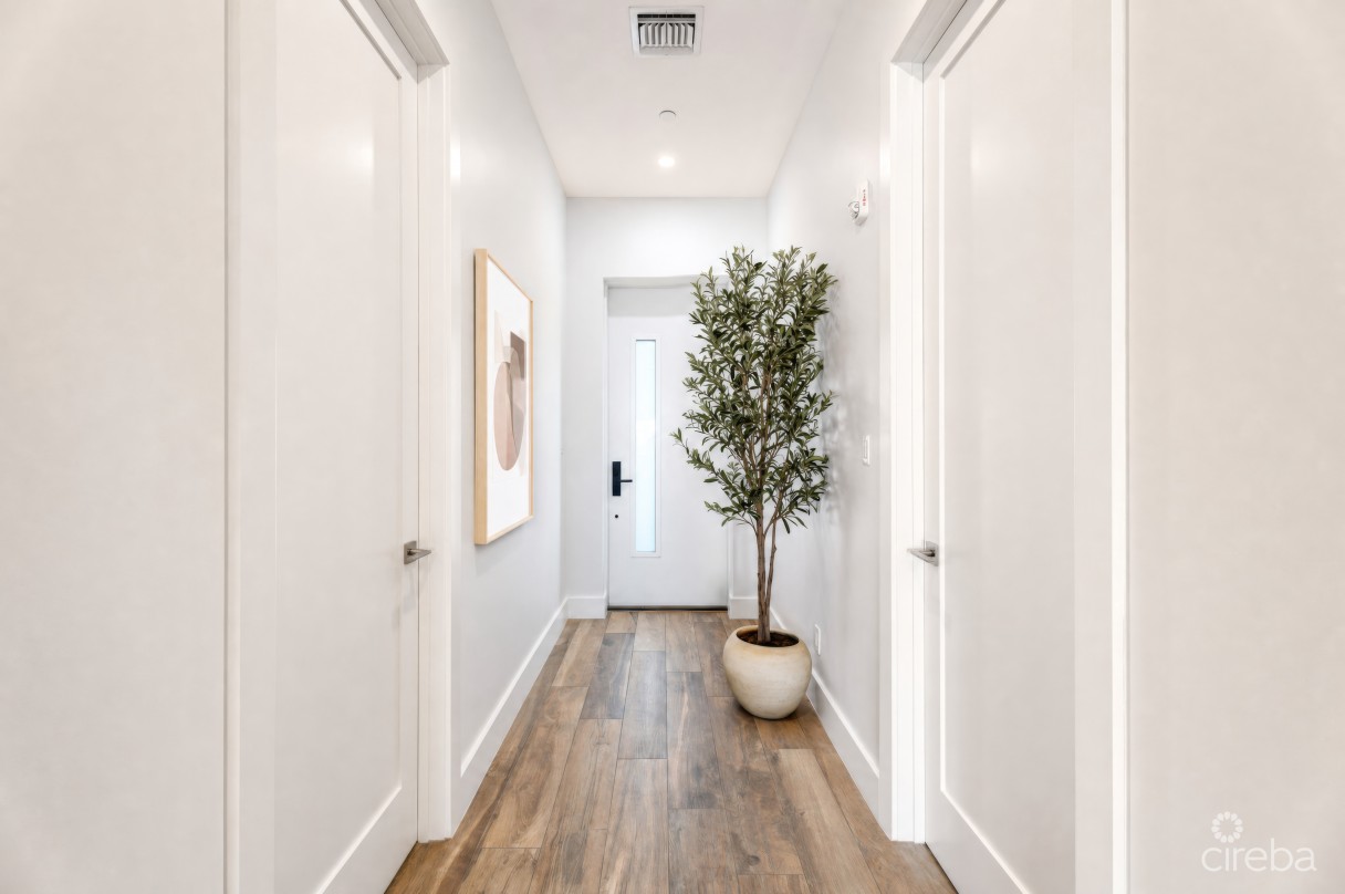 Aura Penthouse #404 - Image 10