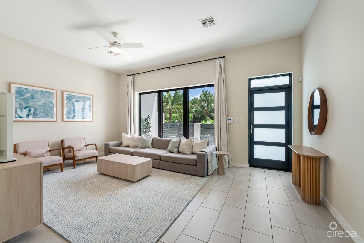 Vela 112, 4-bed South Sound Townhome - Image 2