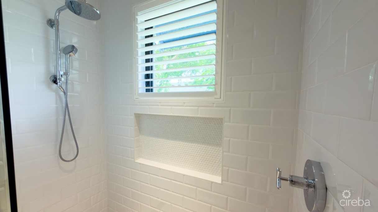 Olea - 2 Bed Corner Condo - Image 16