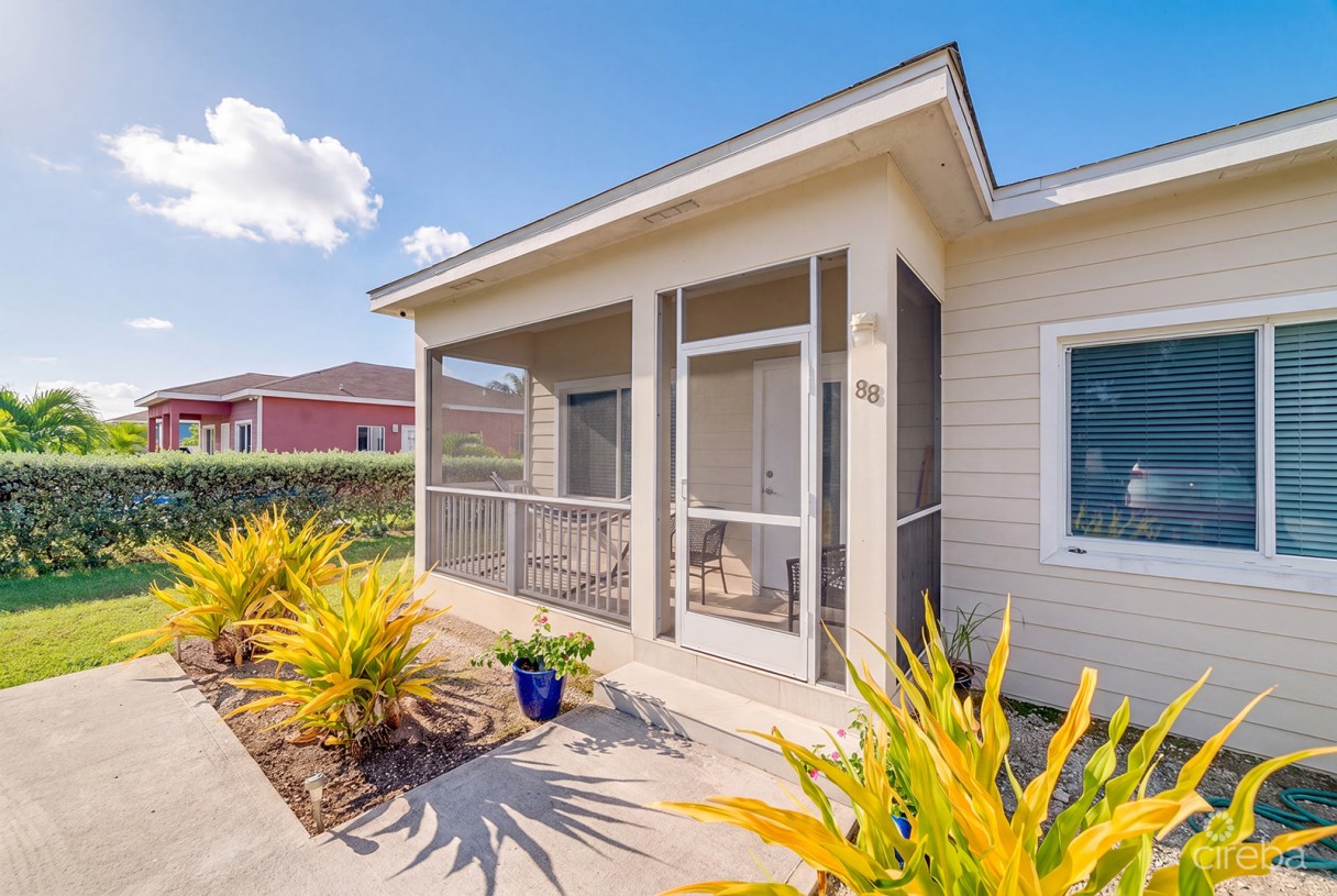 Colby Drive Single Family Home With Studio - Image 1