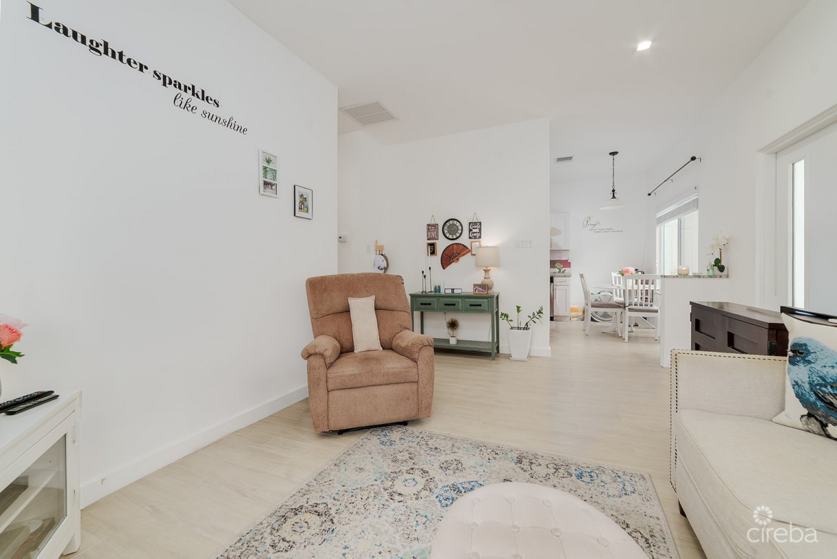 Colby Drive Single Family Home With Studio - Image 5