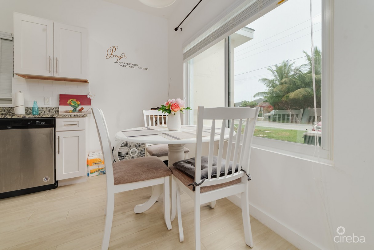 Colby Drive Single Family Home With Studio - Image 7