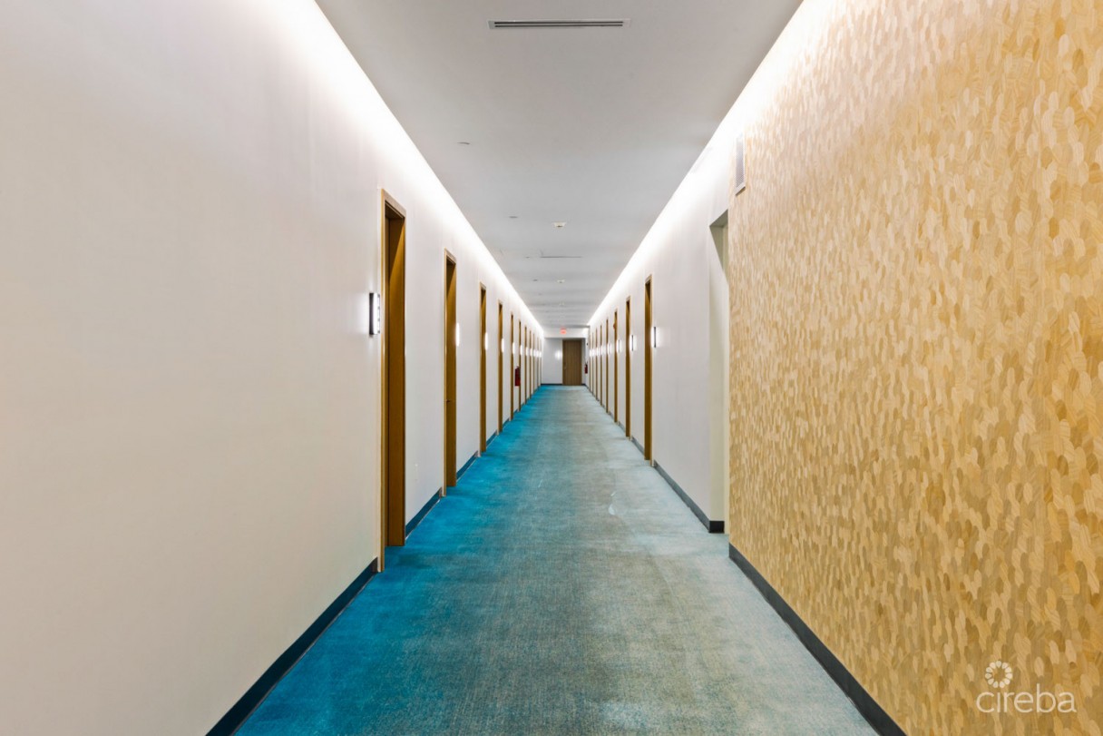 Harbour Walk 211, 1 Bed + Den - Image 10