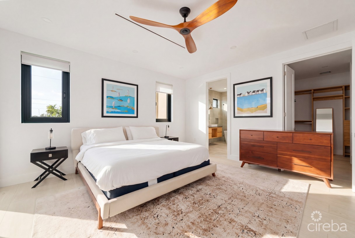 Beautiful South Sound Duplex With Pool - Image 9