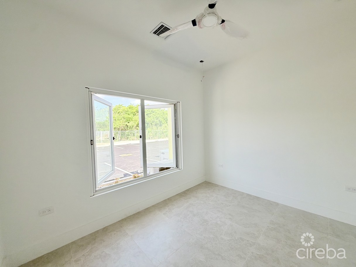 Large One Bedroom Townhome - The Meadows At Batabano - Image 3