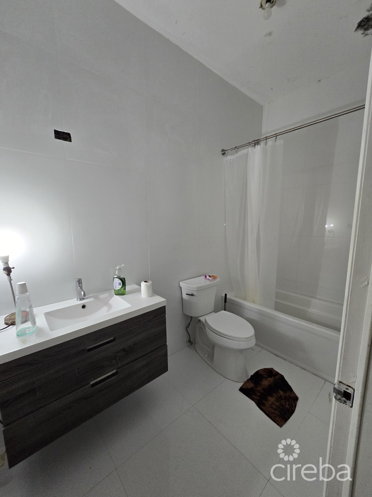Pedro Home Fixer Upper - Motivated Seller - Image 4