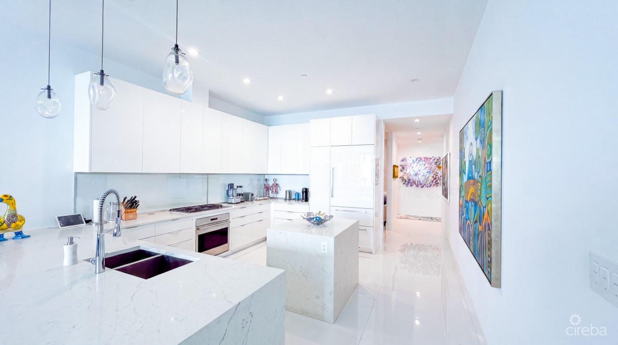 Fin 11 - Oceanfront Condo - Image 4