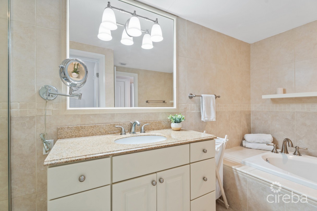 #201 Brittany Cove - Large Corner Unit - Image 16
