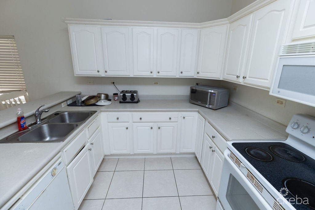 208 South Shore - Image 1
