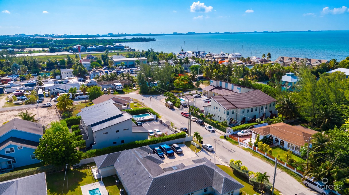Trophy Crescent 5-unit Development - Image 2