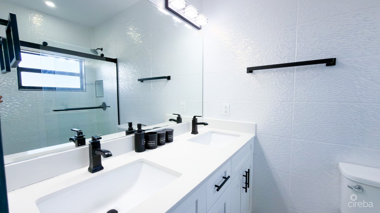 Trophy Crescent 5-unit Development - Image 9