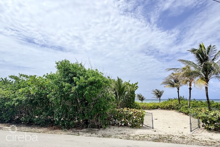 Large Beachfront Lot - Rum Point Drive - Perfect Estate Parcel - Image 2