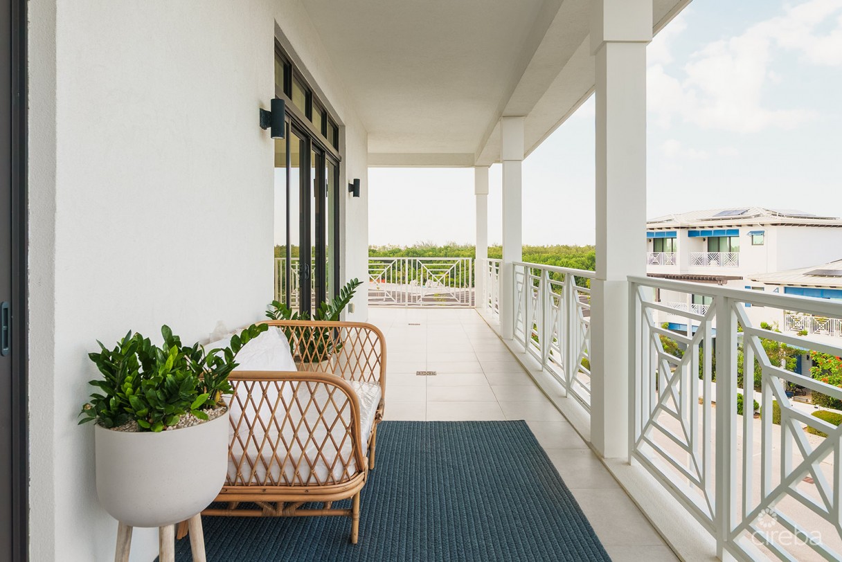 Olea 3 Bedroom Penthouse - Image 6