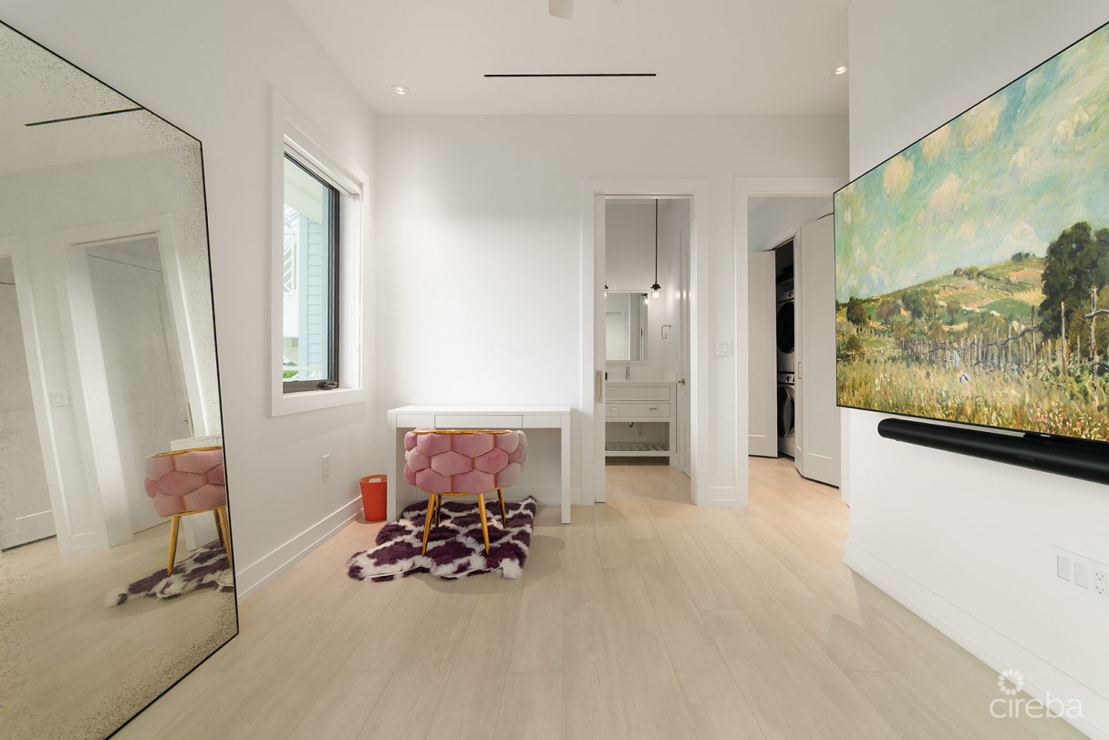 Olea 3 Bedroom Penthouse - Image 13
