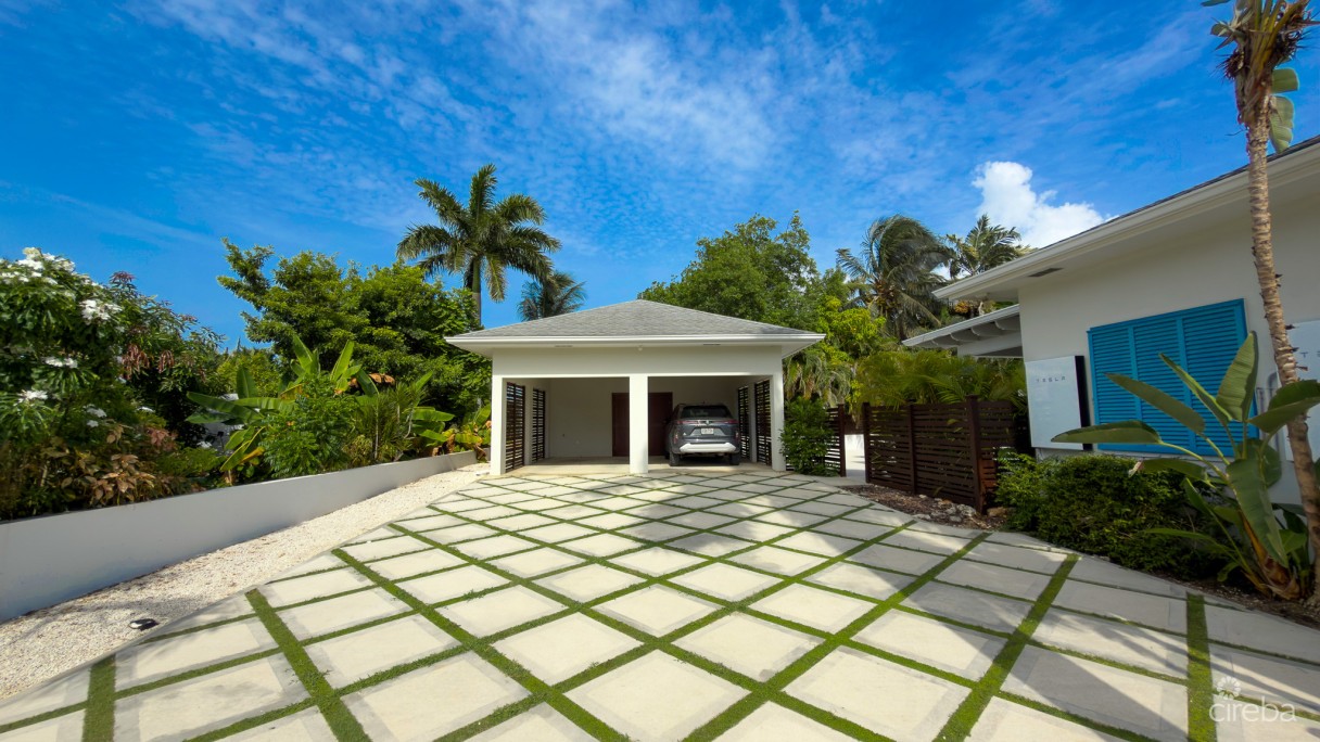 Seven Mile Beach Corridor Family Home - Image 2