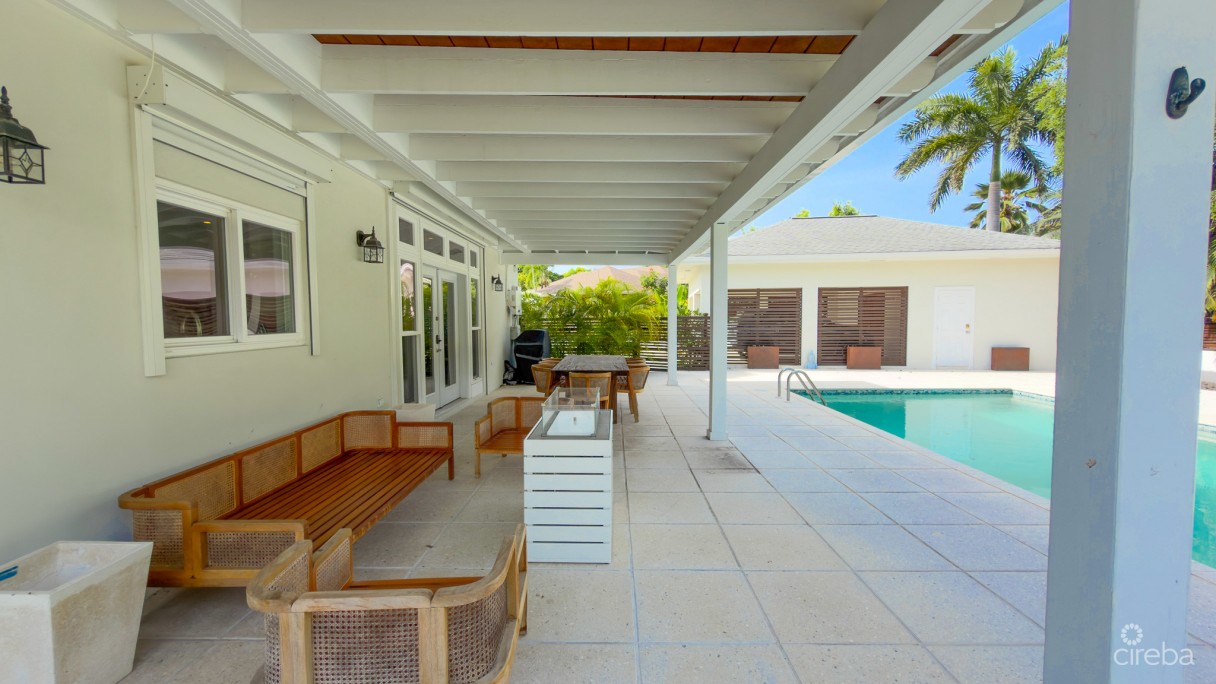 Seven Mile Beach Corridor Family Home - Image 21