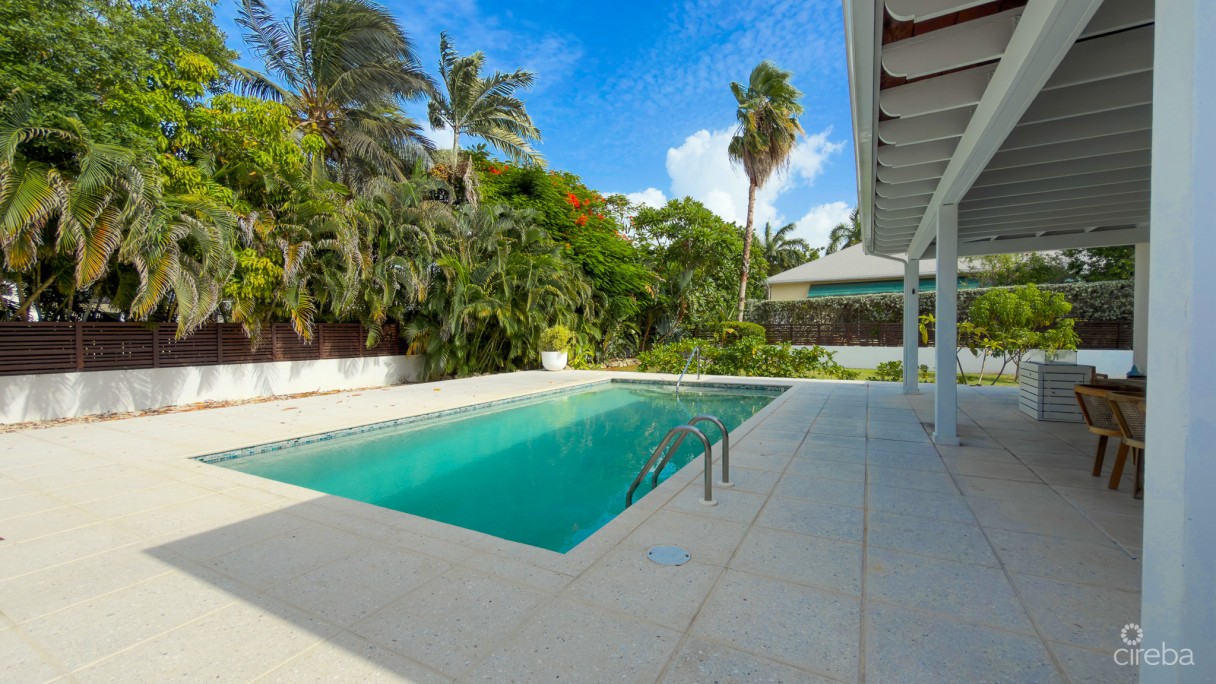 Seven Mile Beach Corridor Family Home - Image 19
