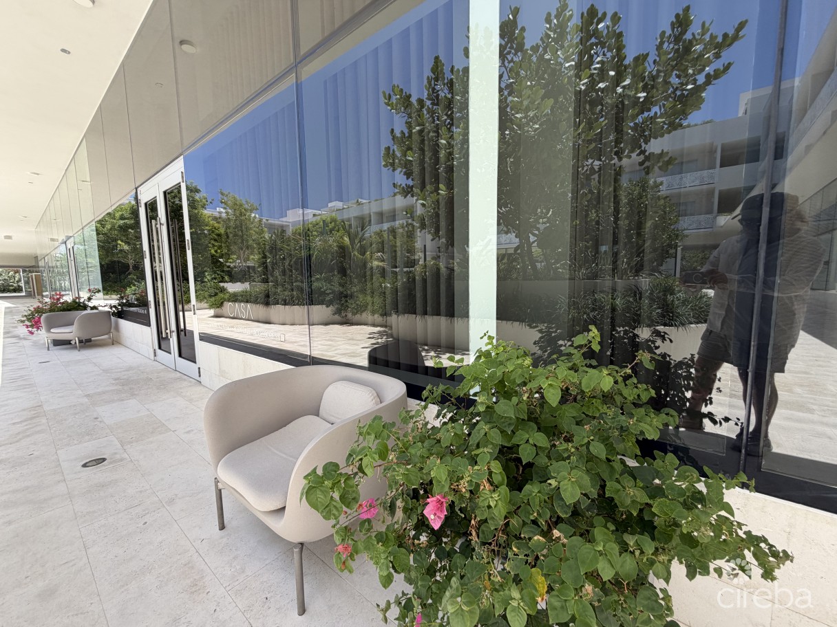 Superbly Located Grove Too Storage Unit - Image 10