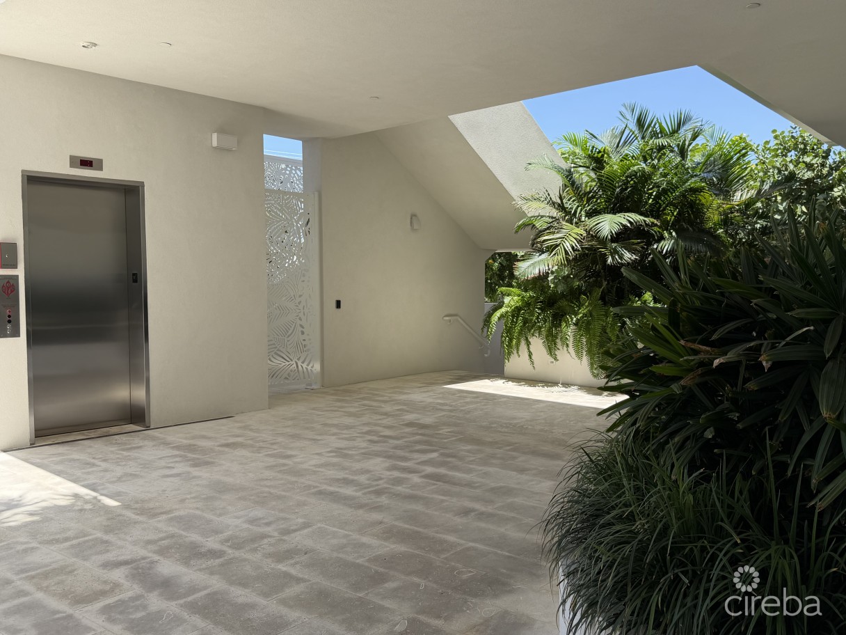 Superbly Located Grove Too Storage Unit - Image 9