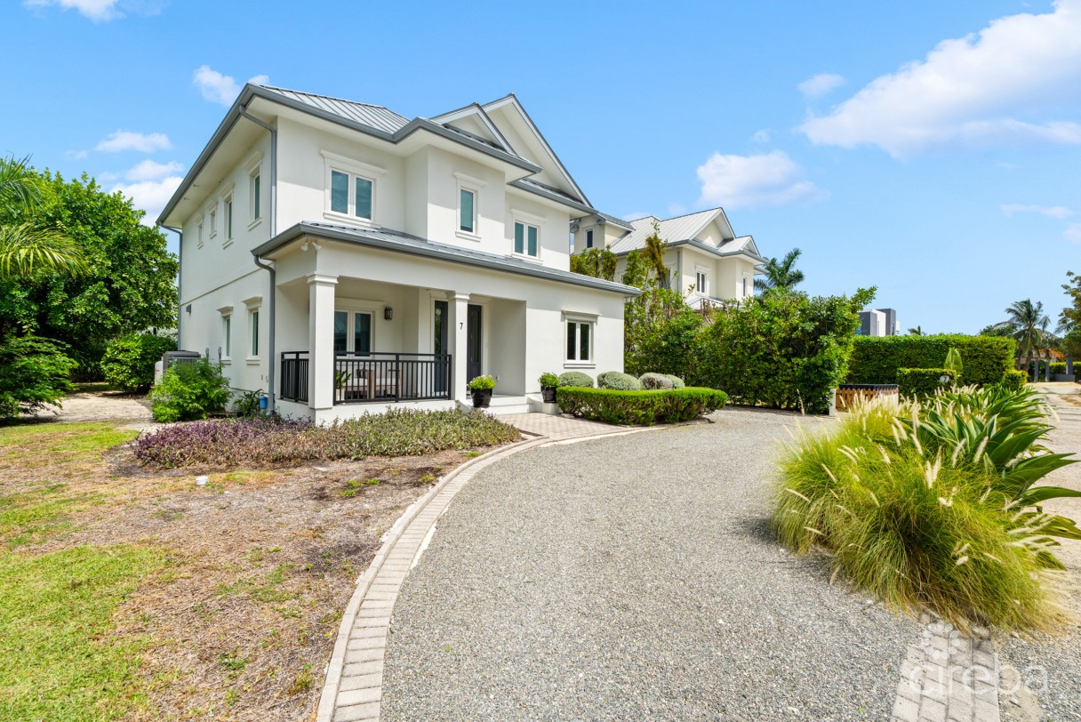 The Chymes 7, South Sound Home - Image 1