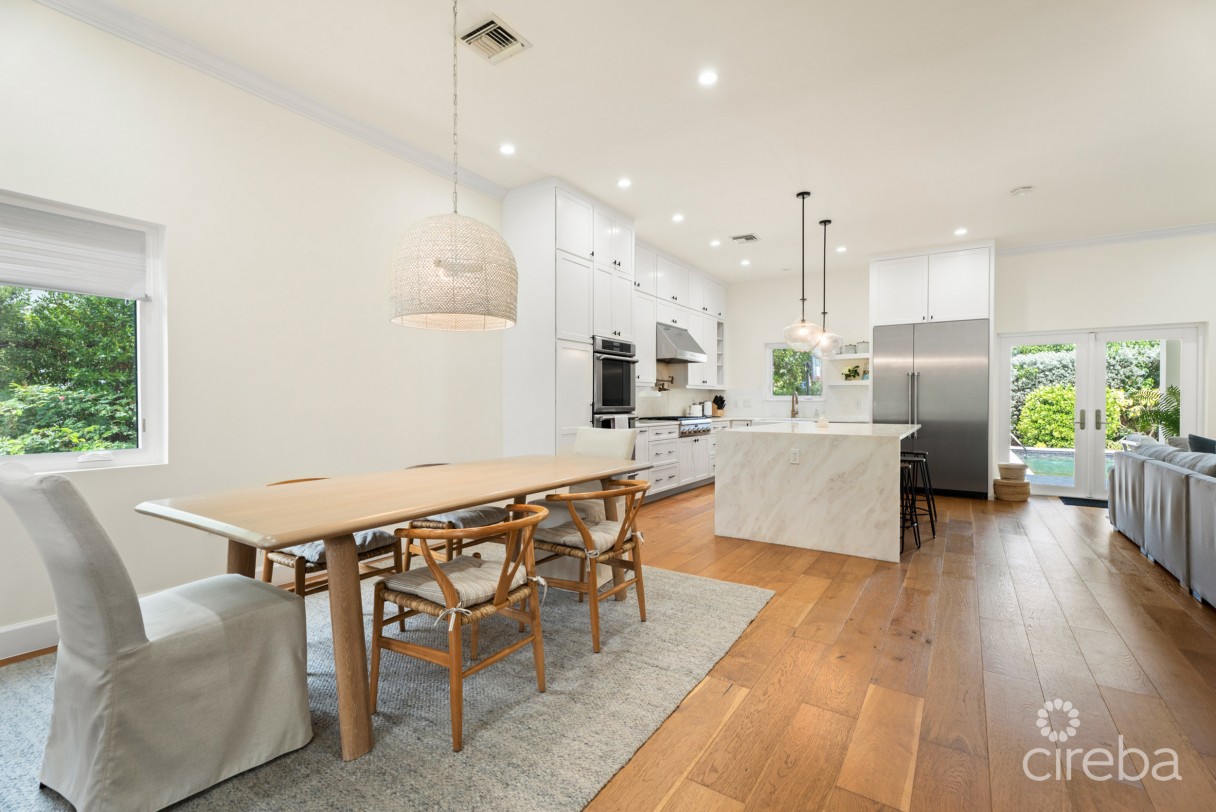 The Chymes 7, South Sound Home - Image 11
