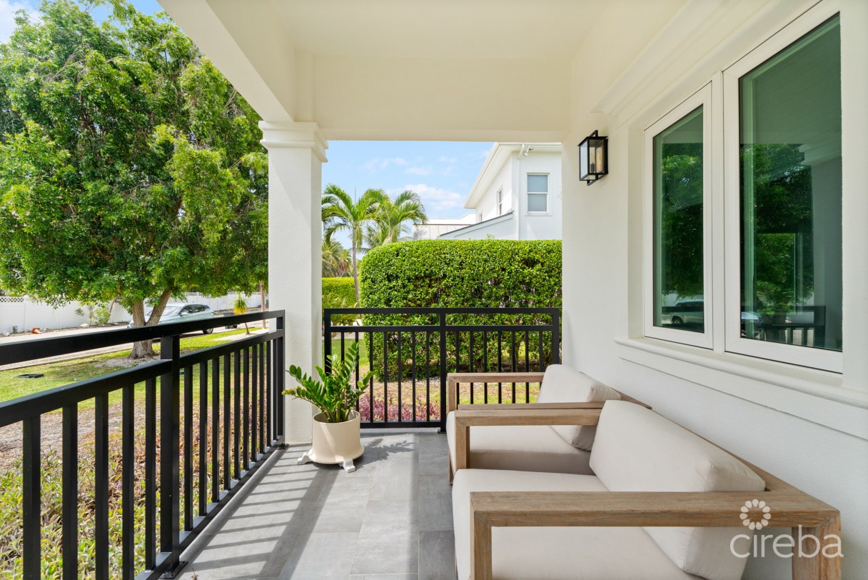 The Chymes 7, South Sound Home - Image 4