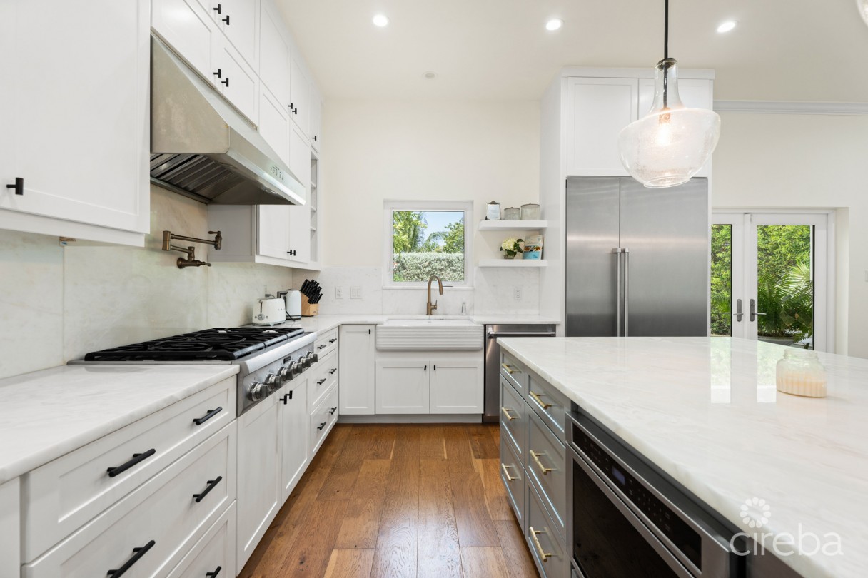 The Chymes 7, South Sound Home - Image 15