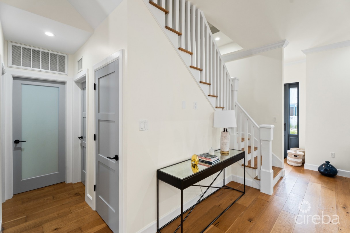 The Chymes 7, South Sound Home - Image 21