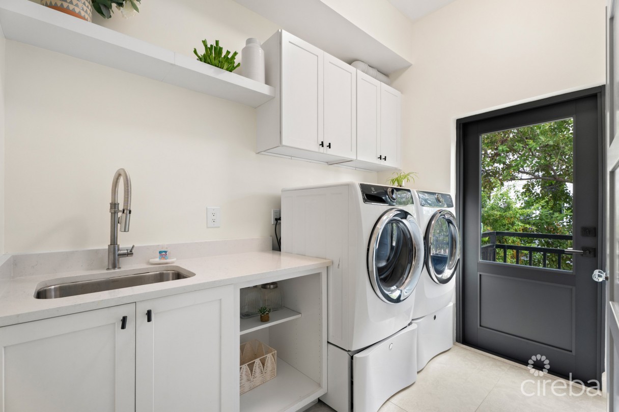 The Chymes 7, South Sound Home - Image 23