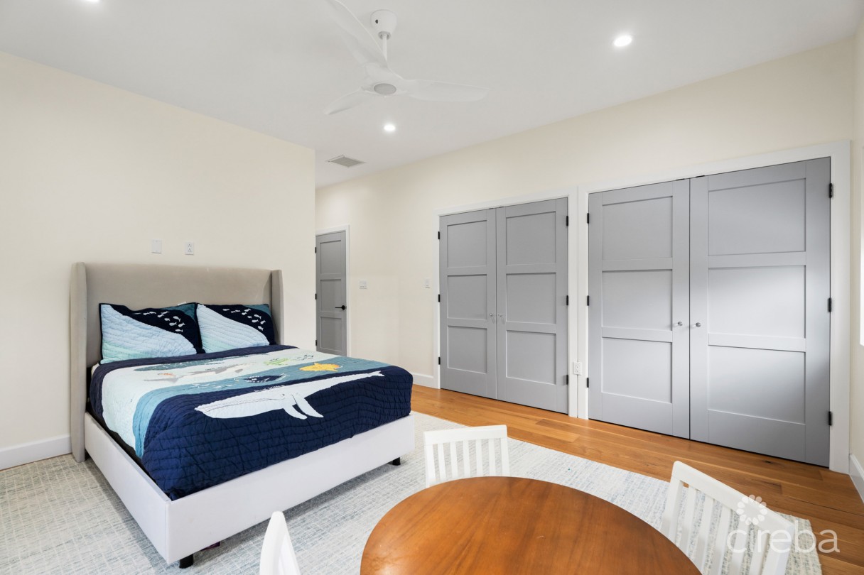 The Chymes 7, South Sound Home - Image 36