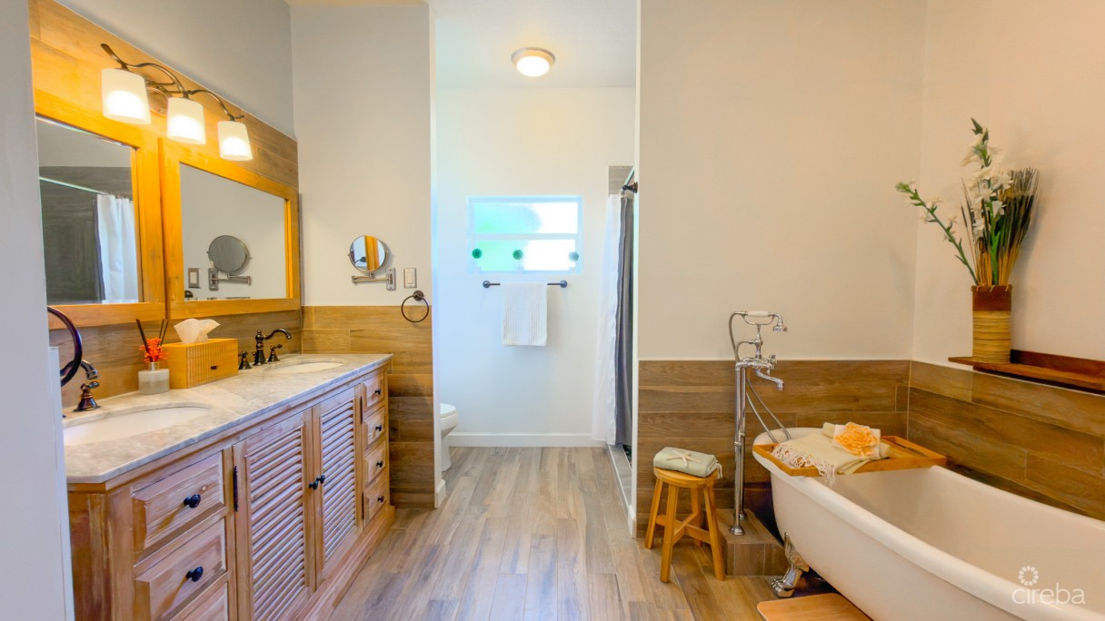 Snug Harbour Andrew Drive - 4 Bedroom Family Home In The Seven Mile Beach Corridor - Image 11
