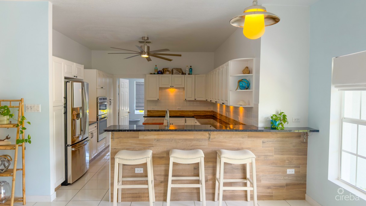 Snug Harbour Andrew Drive - 4 Bedroom Family Home In The Seven Mile Beach Corridor - Image 1