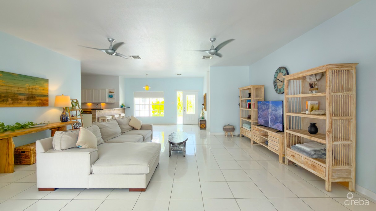 Snug Harbour Andrew Drive - 4 Bedroom Family Home In The Seven Mile Beach Corridor - Image 3
