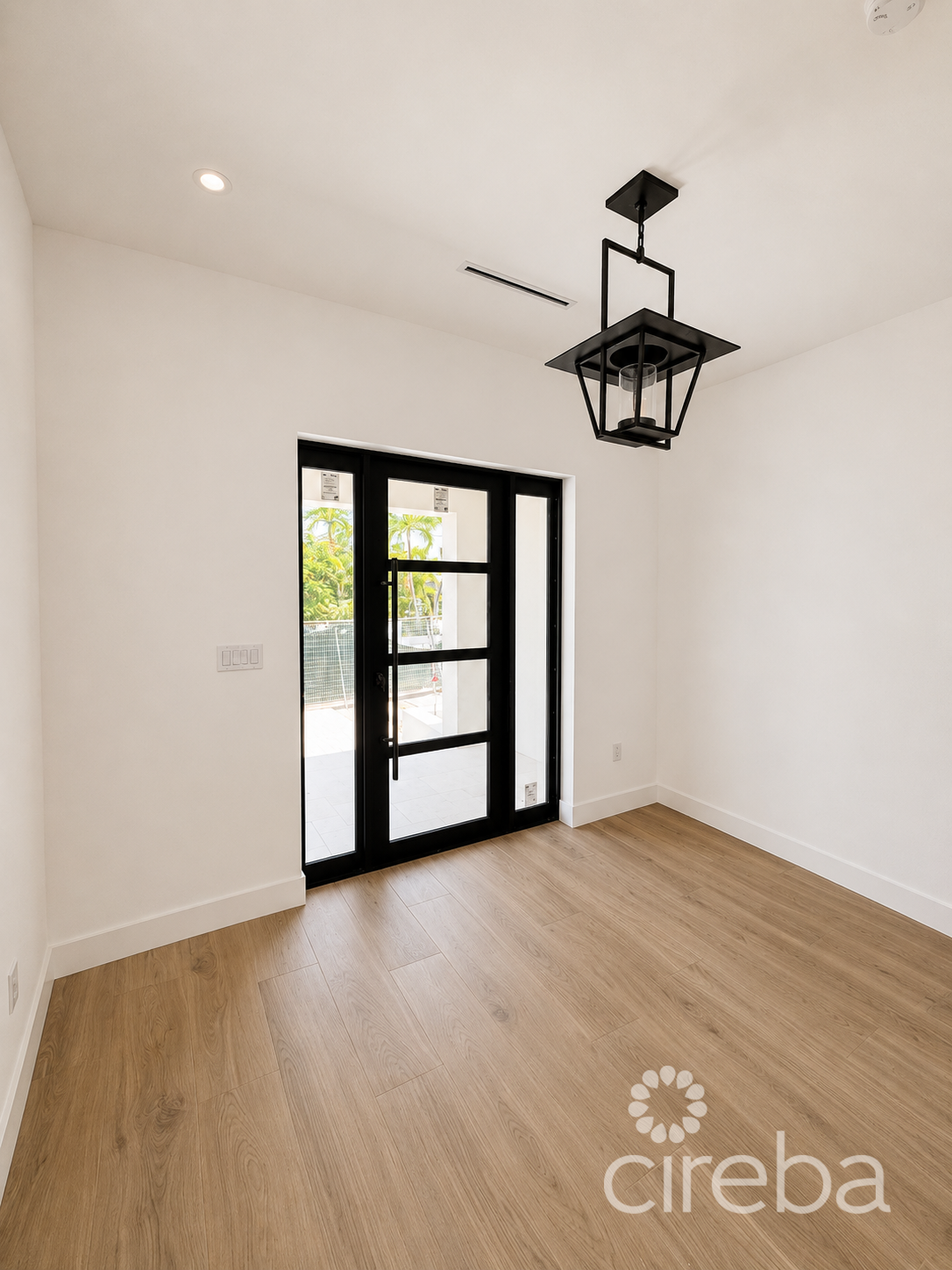 Snug Harbour Duplex Unit 1 - Image 3