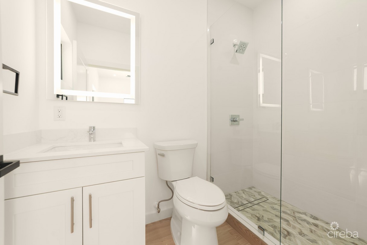 2 Bedroom, 2.5 Bathroom Duplex In Lookout Garden - Image 10